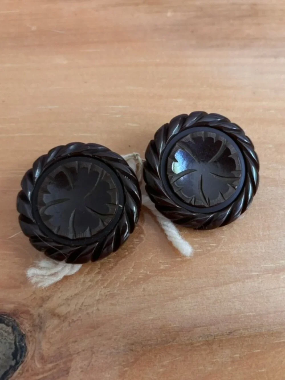 Antique Chunky Thick Carved Chocolate Brown SUNFLOWER Bakelite? Coat Buttons